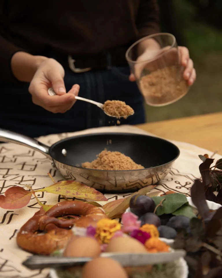 Zwetschgenknödel mit Quark plus Saucenempfehlungen Zwetschgenknoedel Rezept Breznbroesel anbraten