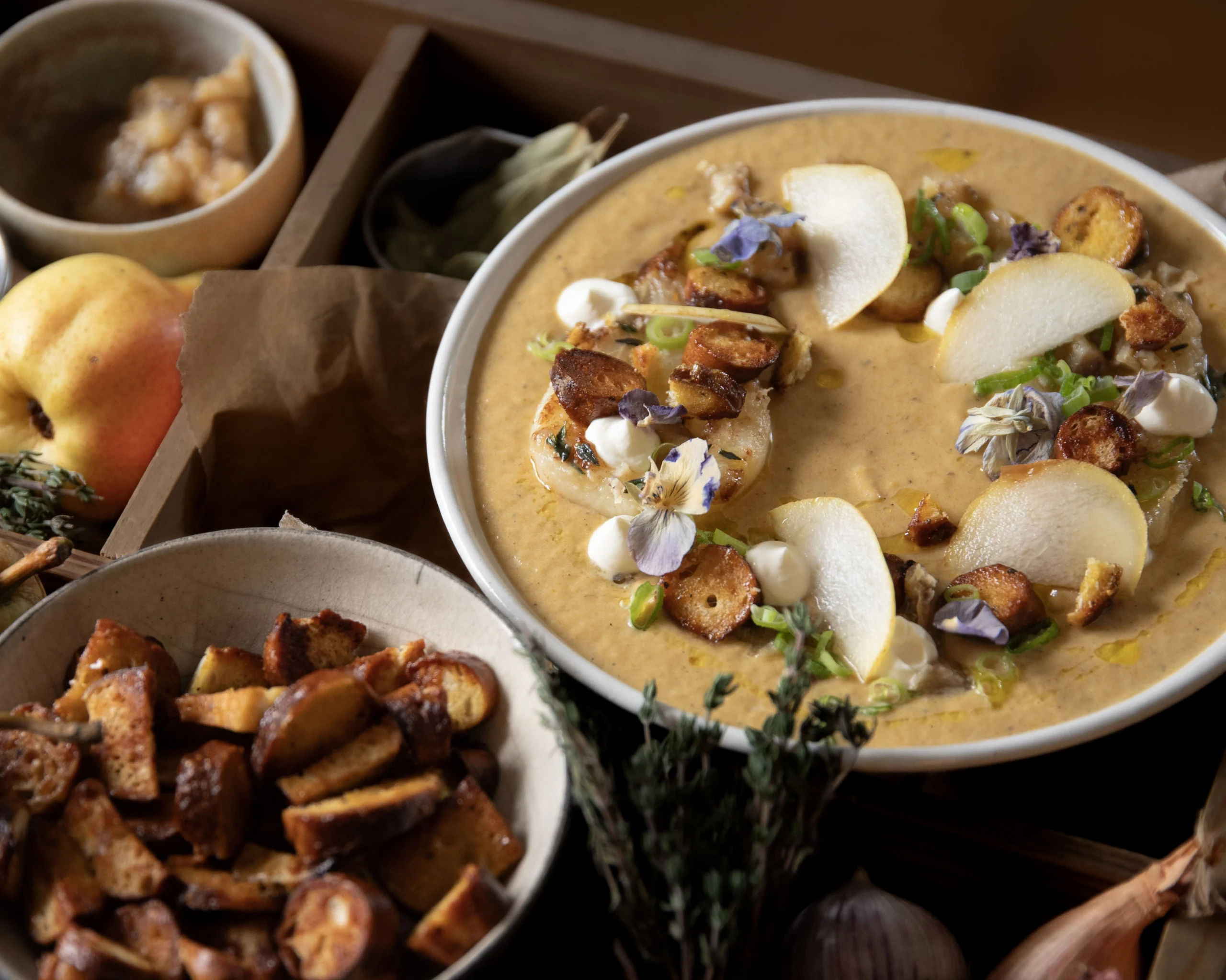 Anrichtebeispiel für die Maronensuppe