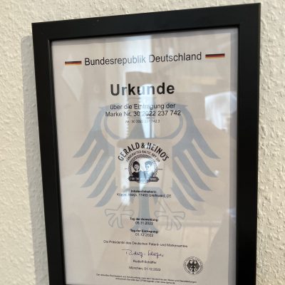 Gerald und heinos_urkunde